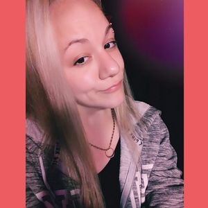 Meet your Posher, Katrina